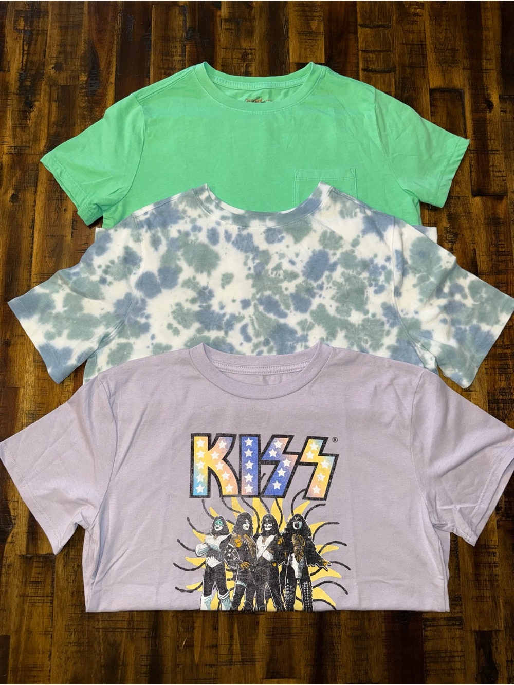 🍒 BUNDLE 3 boys t-shirts sz L 10/12  Cat & Jack kiss tie dye school play blue